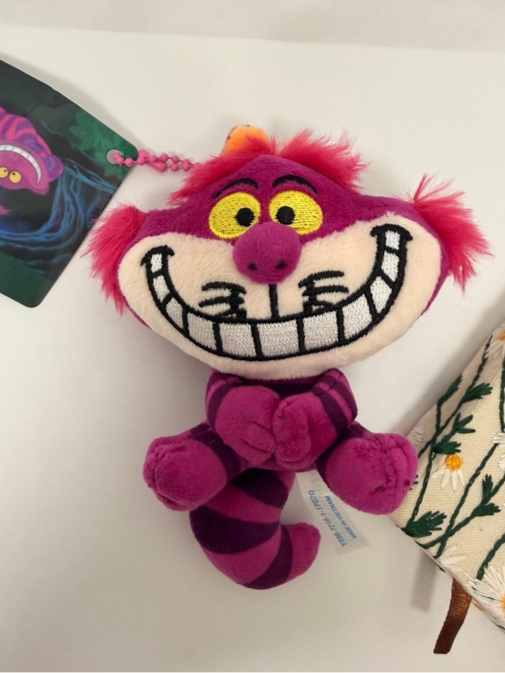 New Cheshire Cat Alice in Wonderland Disney Plush Keychain